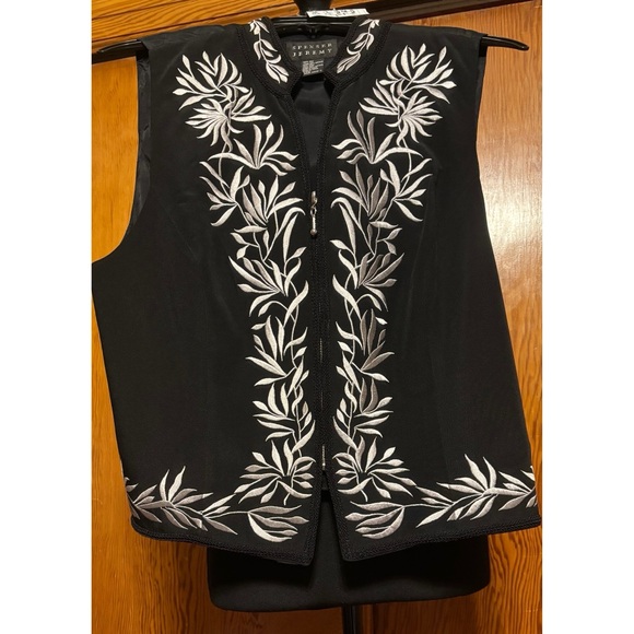 Hundred Percent Silk Embroidered Vest - Picture 1 of 1